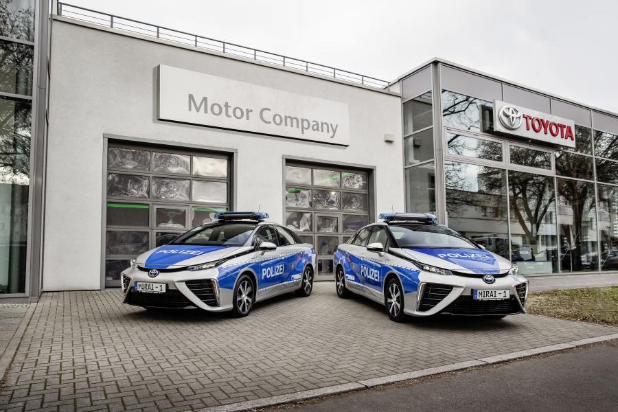  Toyota Mirai Polizei 2020 года  (фото 1 из 9)